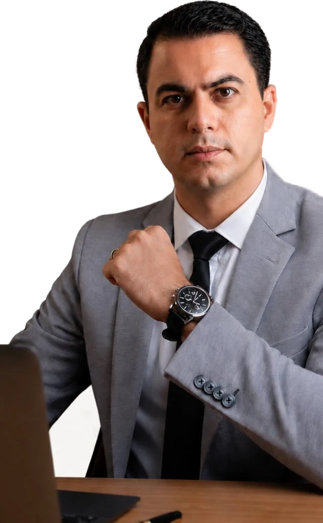 Dr. Deivson Gonçalves em seu consultório